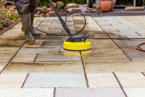 Best Pool Deck Cleaning  in Aumsville, OR